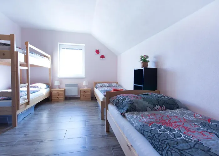Gasthof A Vinarstvi Lelikovi *